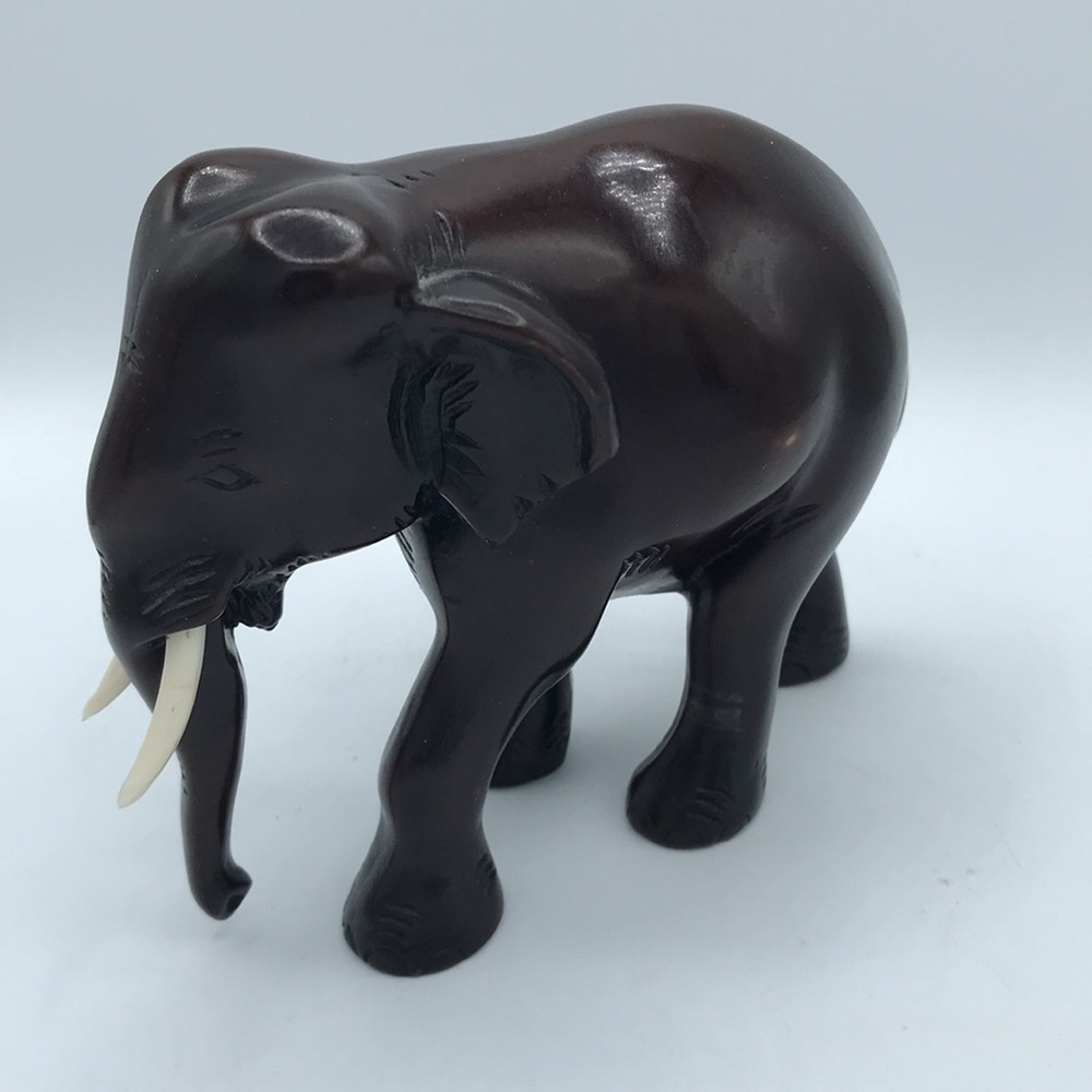 Elephant figurine - Picture 3 of 6